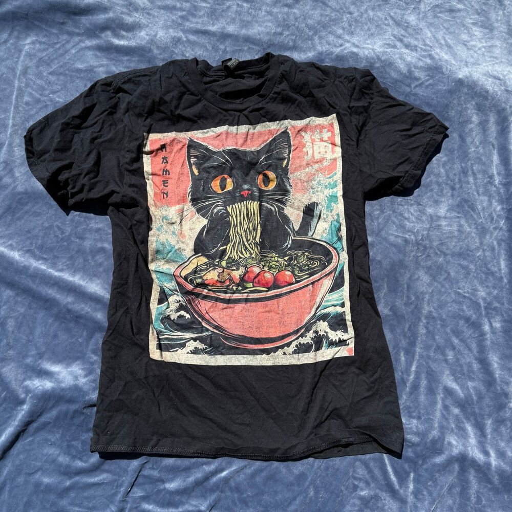 Black Cat Eating Ramen Japanese Graphic Tee Unisex Size M